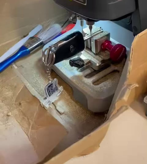Fræsning/slibning af bilnøgle